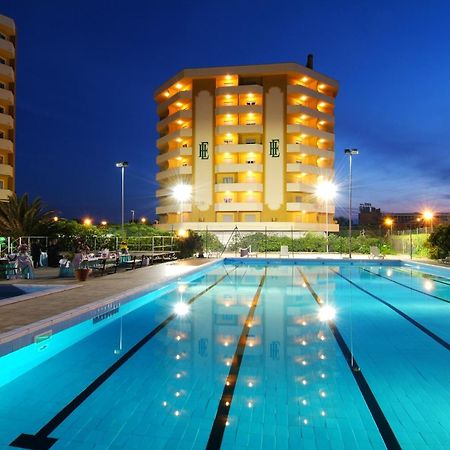 Grand Eurhotel Montesilvano Marina Exteriör bild
